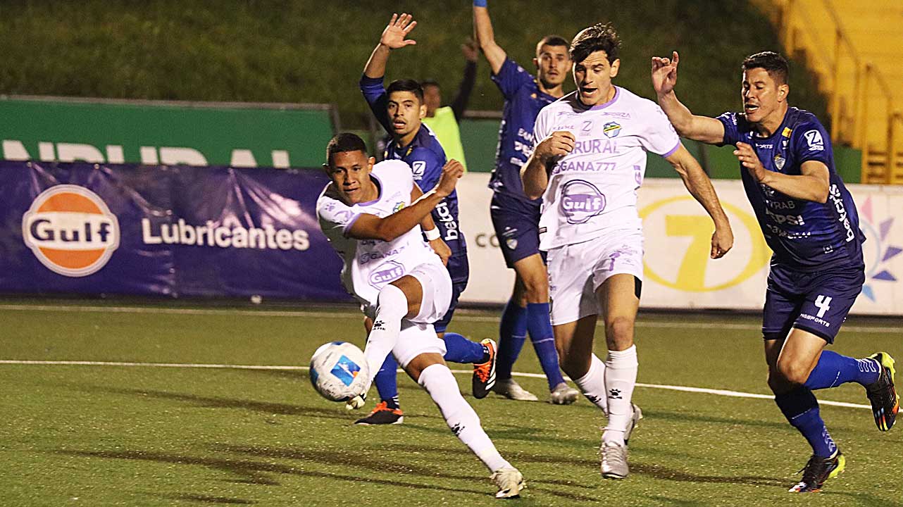 Resumen-Comunicaciones-vs-Cobán-Imperial-cuartos-de-final-ida