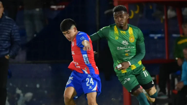 CRÓNICA | Xelajú rescata un empate ante Guastatoya en el cierre del partido
