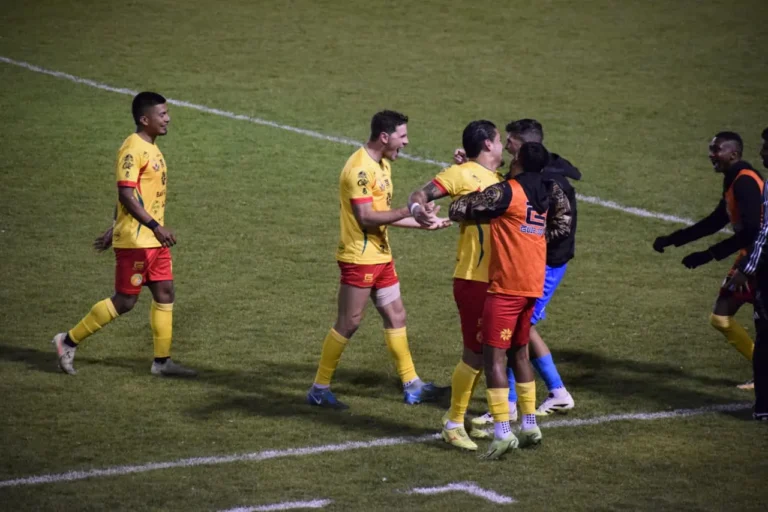 CRÓNICA | Marquense derrota a Comunicaciones y toma aire en la lucha por la permanencia