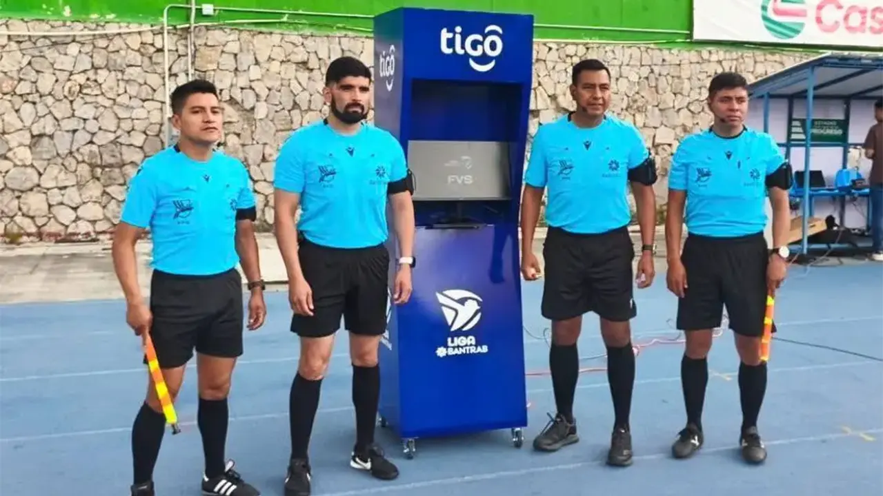 Liga Nacional prepara el estreno del FVS: así funcionará la alternativa al VAR en el Apertura 2026