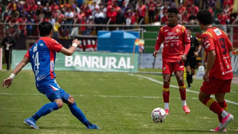 San Pedro debuta con triubo en la Liga Nacional