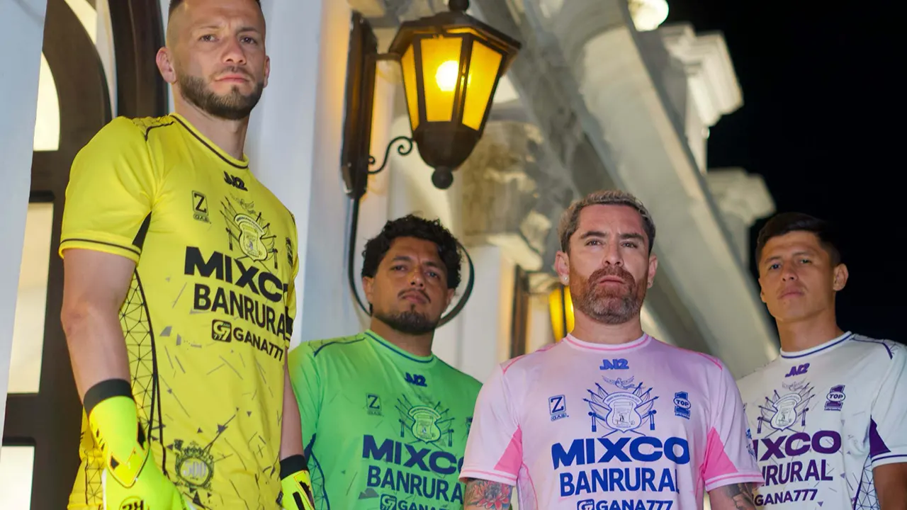Mixco revela sus uniformes para una temporada histórica