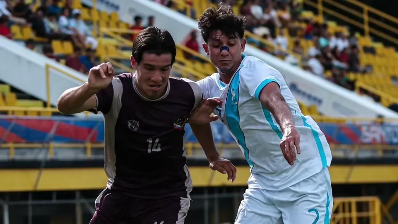 Guatemala cae ante Venezuela y queda al límite en Santo Domingo