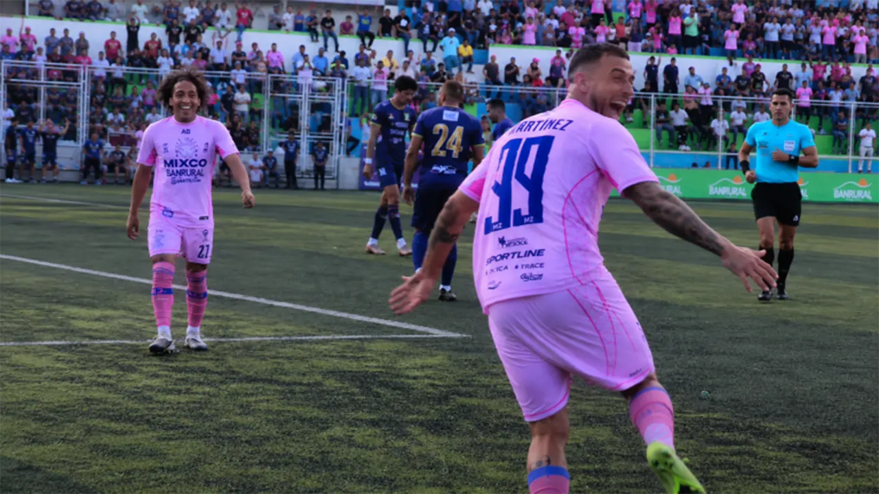 Nicolás Martínez guía el primer triunfo de Mixco en el Apertura 2026